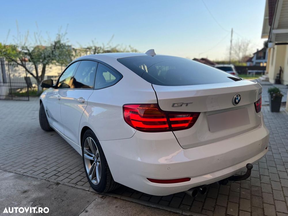 BMW Seria 3 320d Aut. Advantage - 31