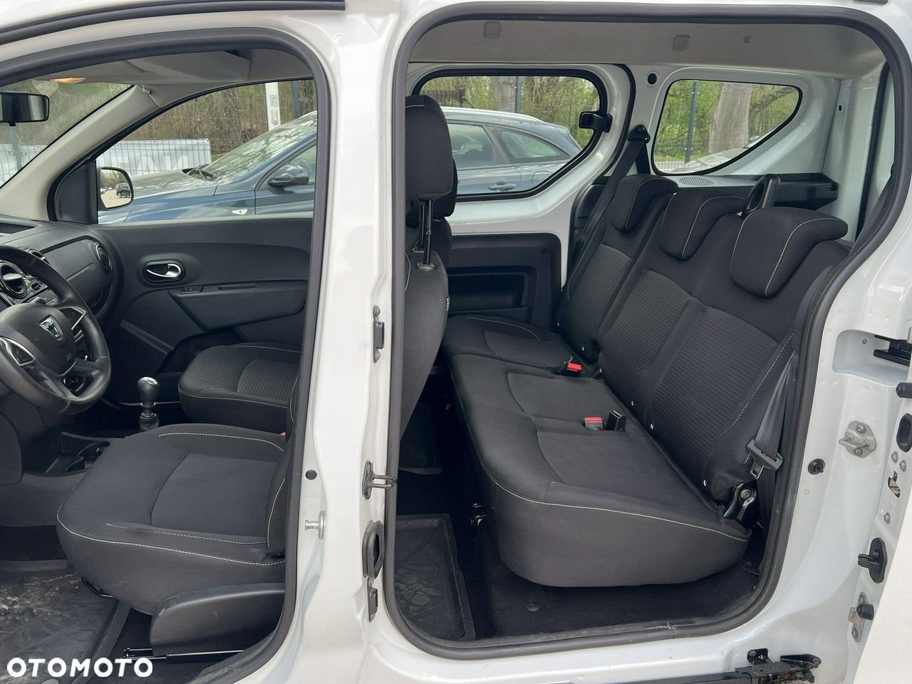 Dacia Dokker 1.5 Blue dCi Laureate - 16