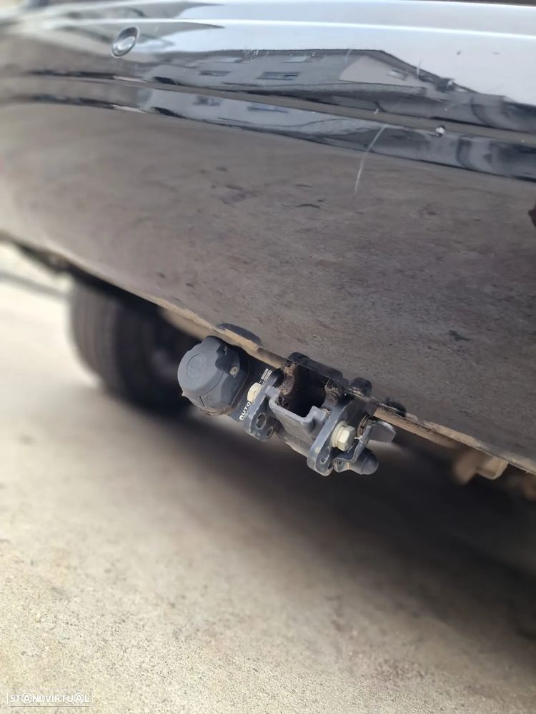 Peugeot 5008 1.6 HDi 7L Allure J17 - 19