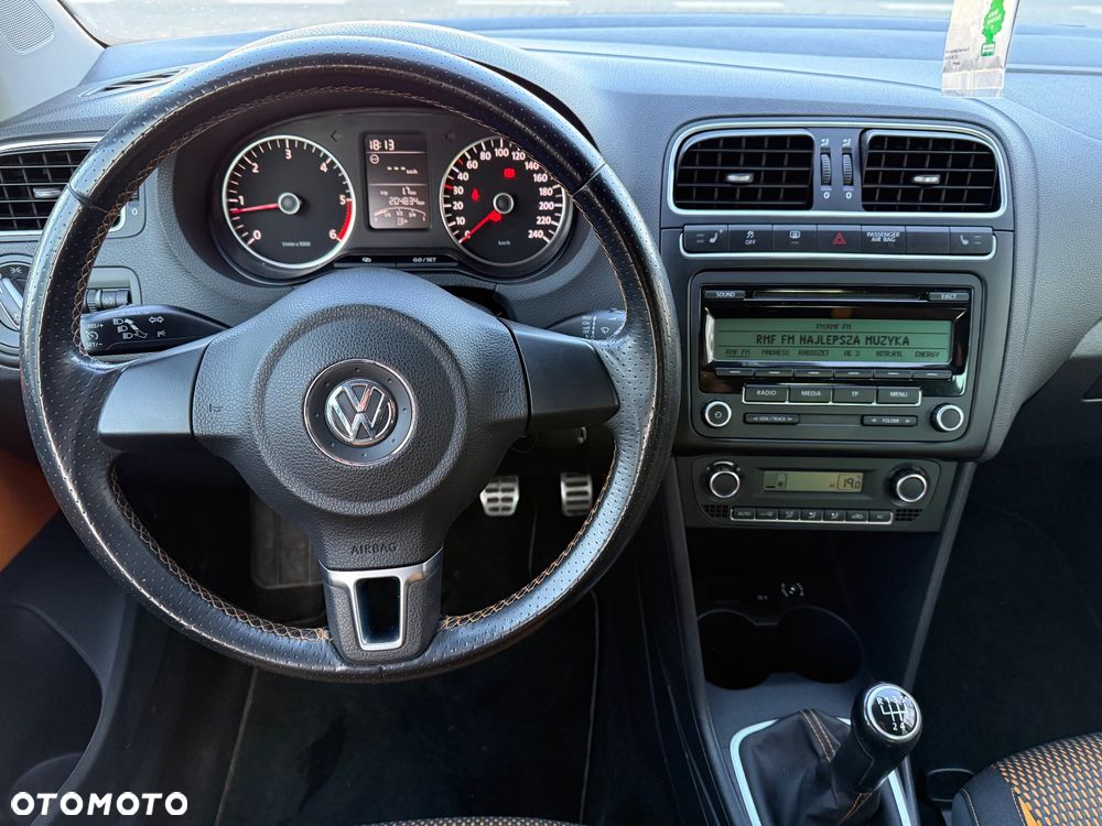 Volkswagen Polo Cross 1.6 TDI DPF - 22