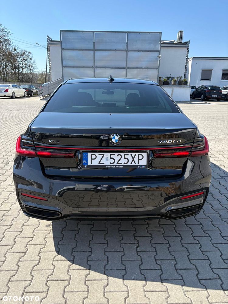 BMW Seria 7 740d xDrive mHEV sport - 8