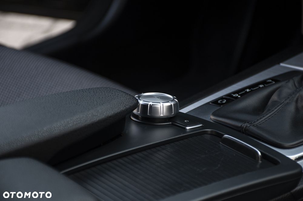 Mercedes-Benz Klasa C 200 Kompressor Automatik Avantgarde - 23