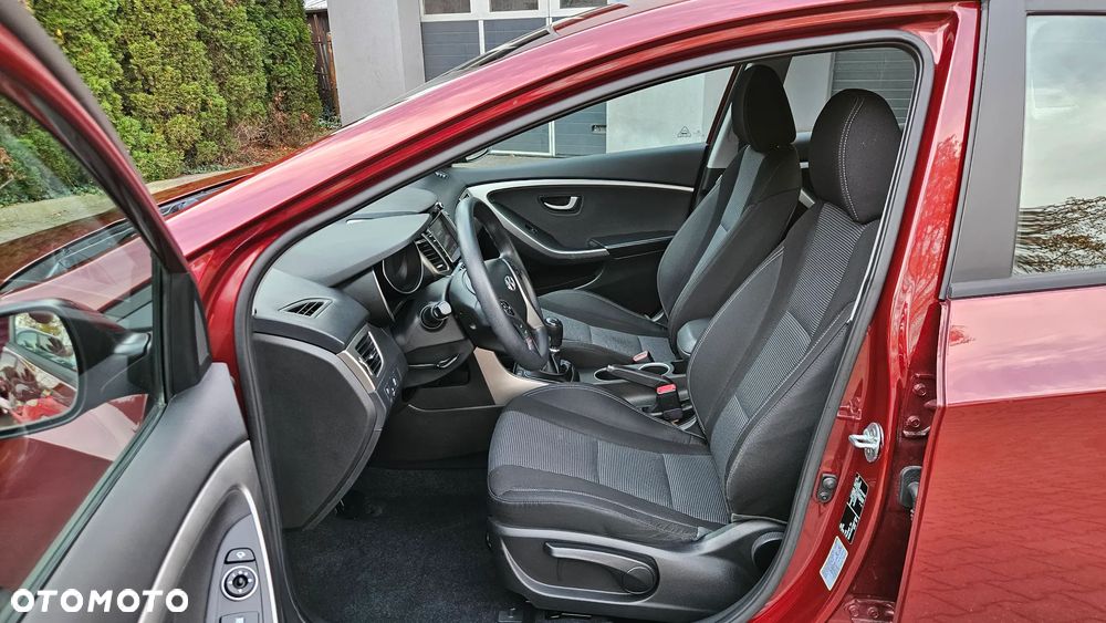Hyundai i30 1.4 Premium - 16