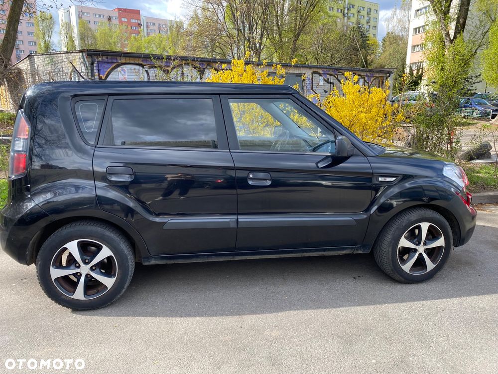 Kia Soul 1.6 CRDI M - 9