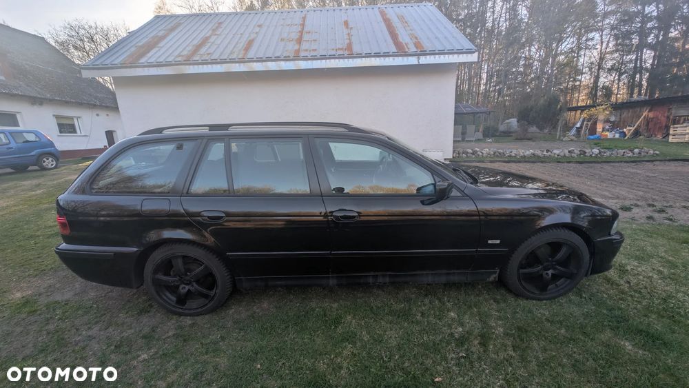 BMW Seria 5 523i - 3