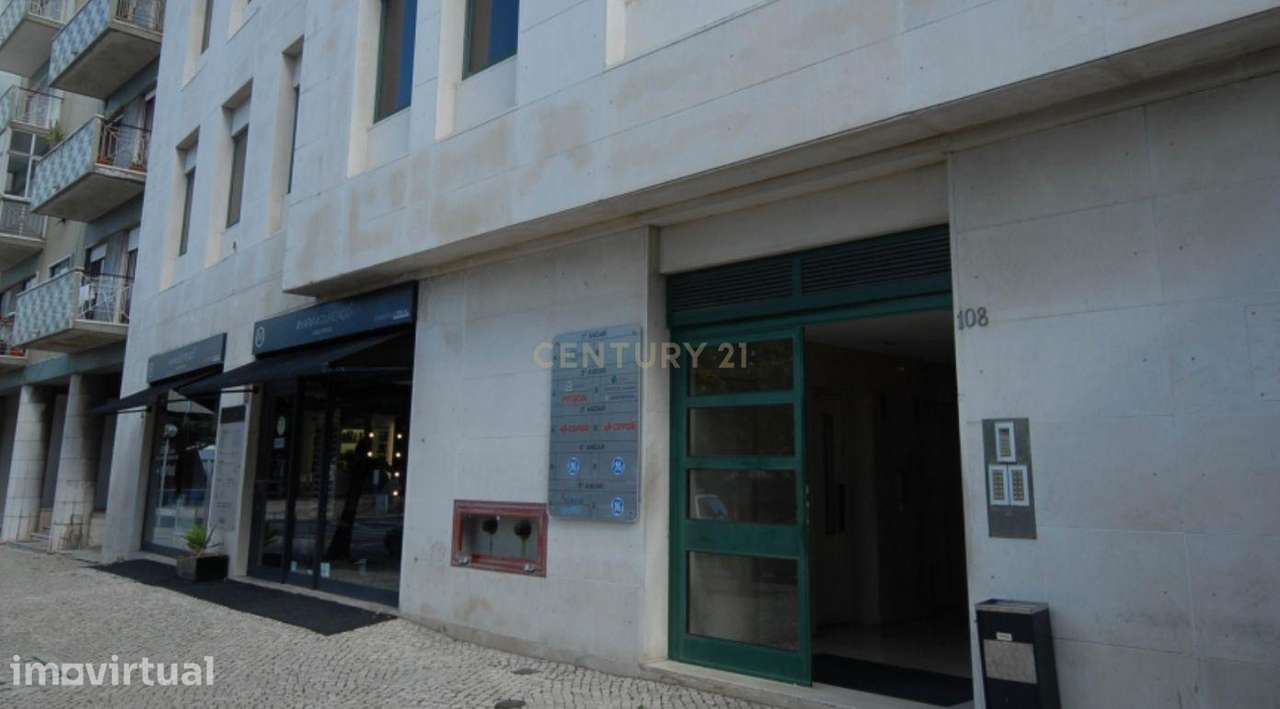 Escritório com 849 m2 na Av. Columbano Bordalo Pinheiro, Lisboa - Grande imagem: 4/25