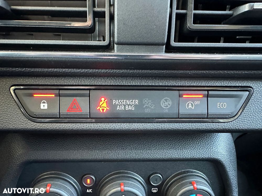 Dacia Logan TCe 90 Essential - 22