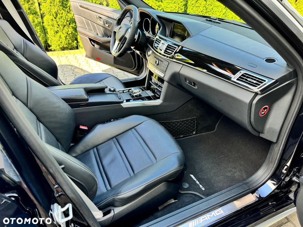Mercedes-Benz Klasa E - 10
