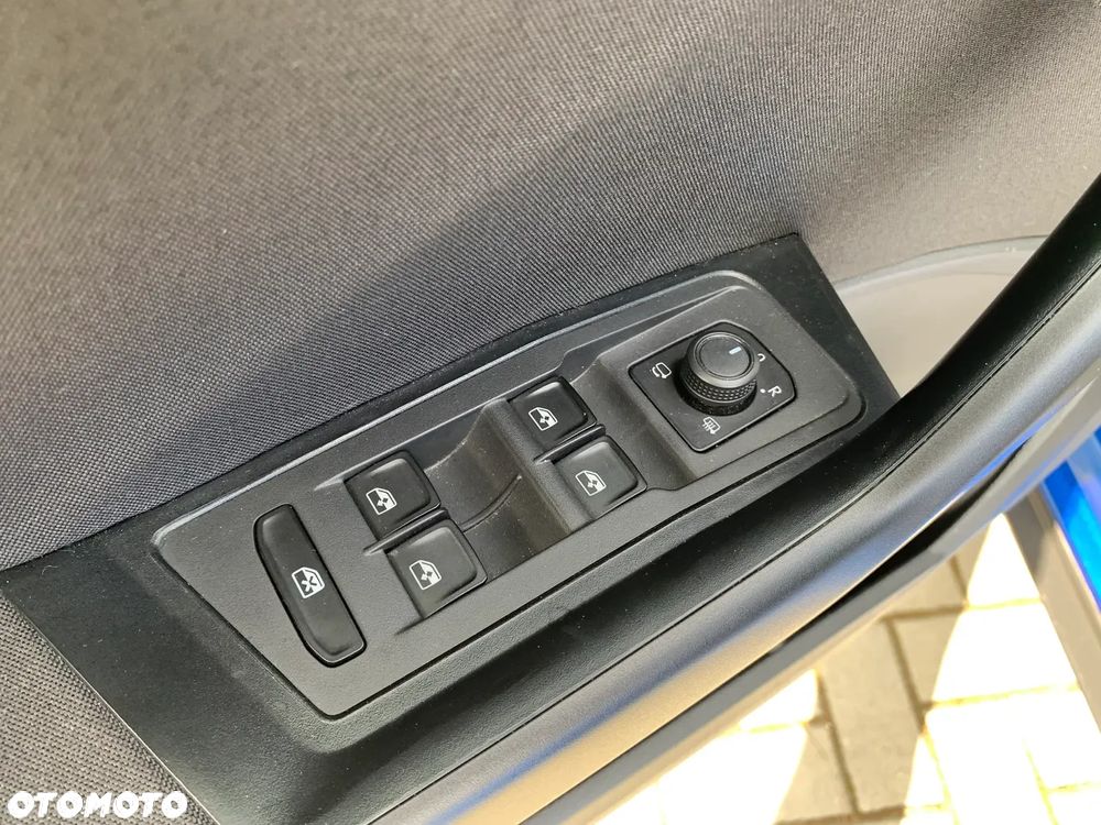 Volkswagen T-Roc 1.5 TSI Life DSG - 36