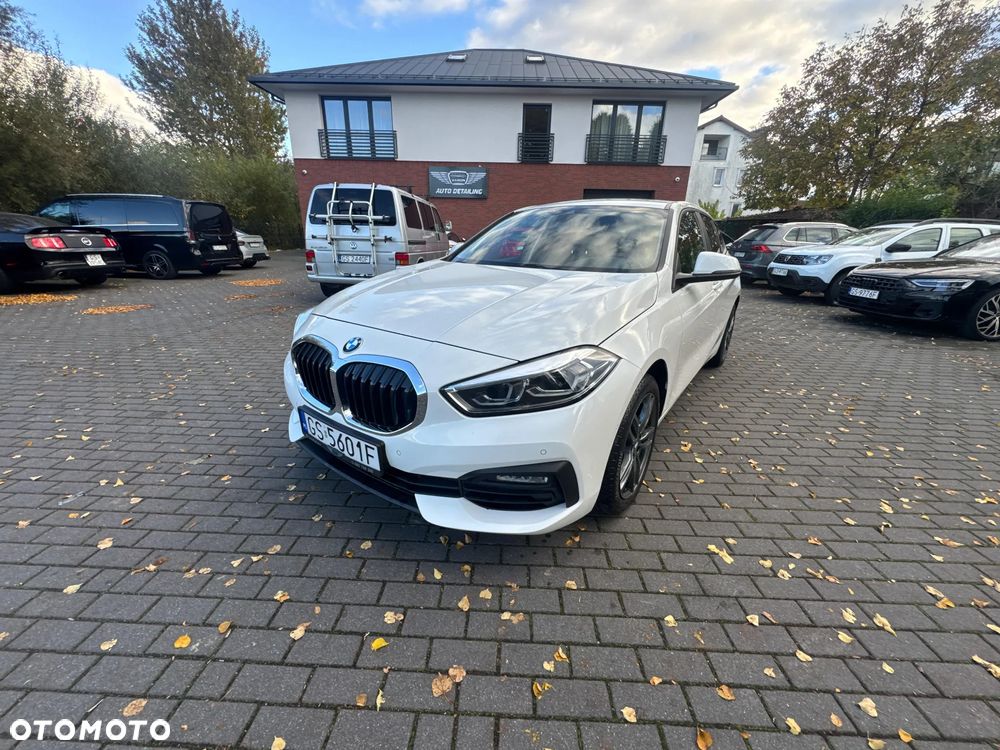 BMW Seria 1 118i - 1