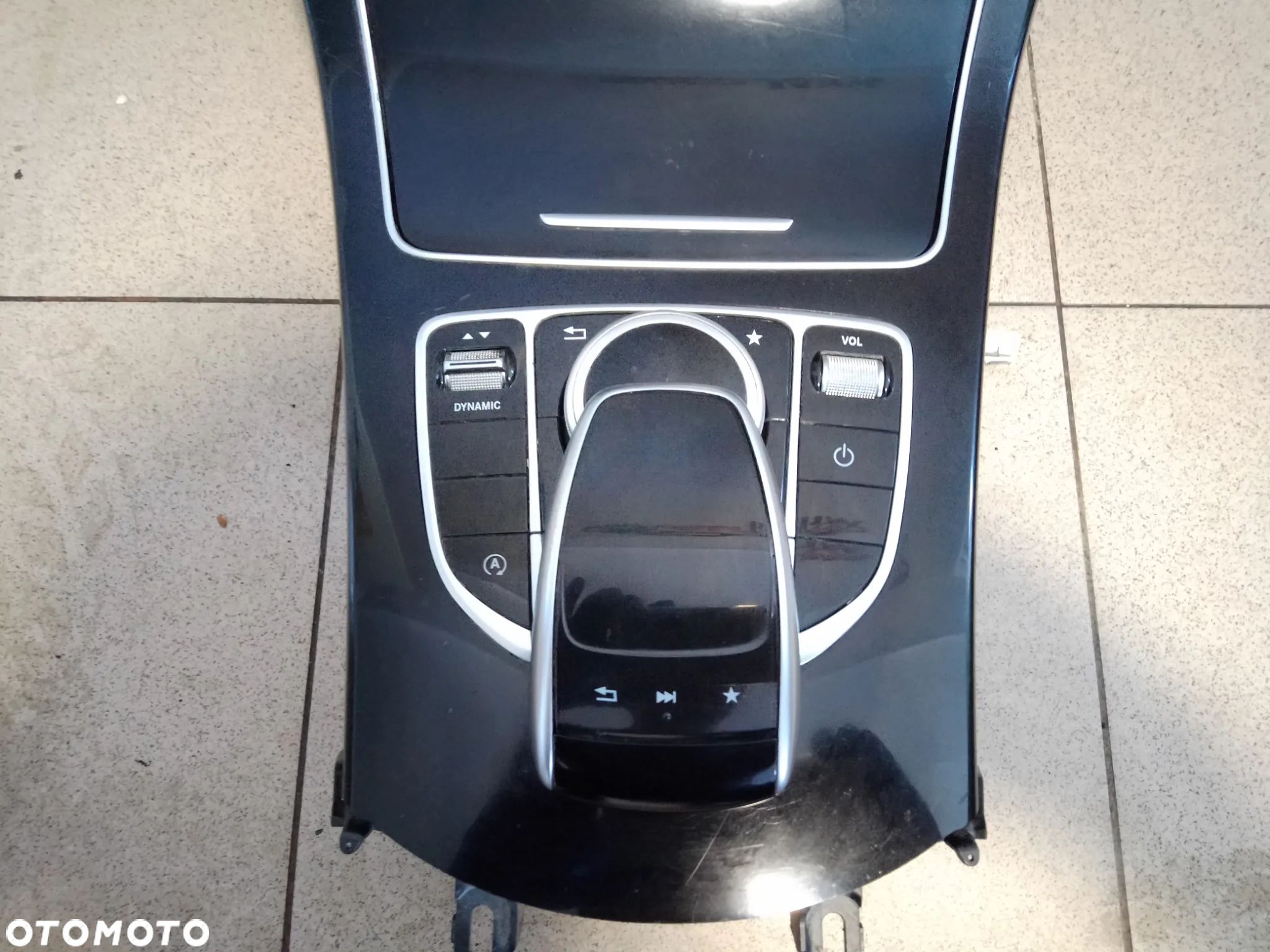 Panel kontroler idrive touchpad MERCEDES C W205 - 1