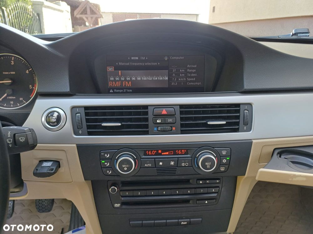 BMW Seria 3 320d - 11