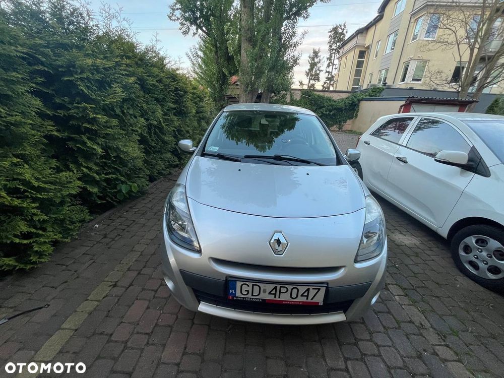 Renault Clio - 1