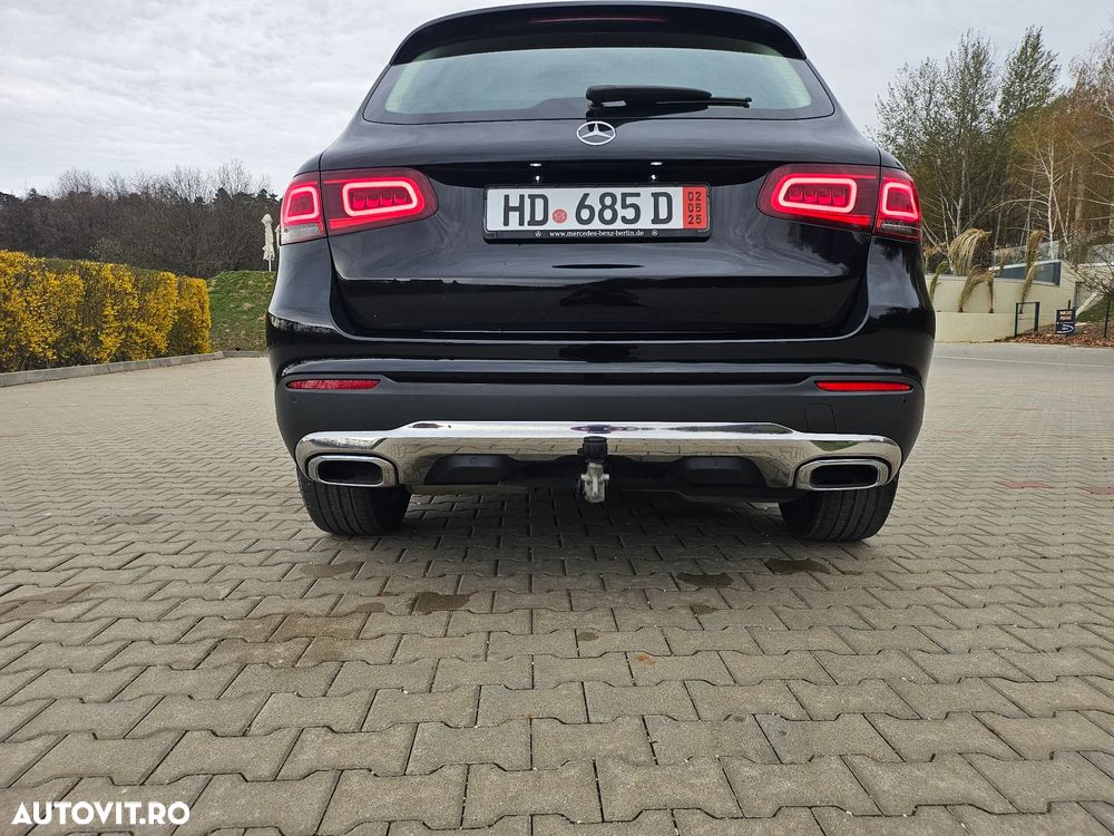 Mercedes-Benz GLC 300 d 4MATIC - 25
