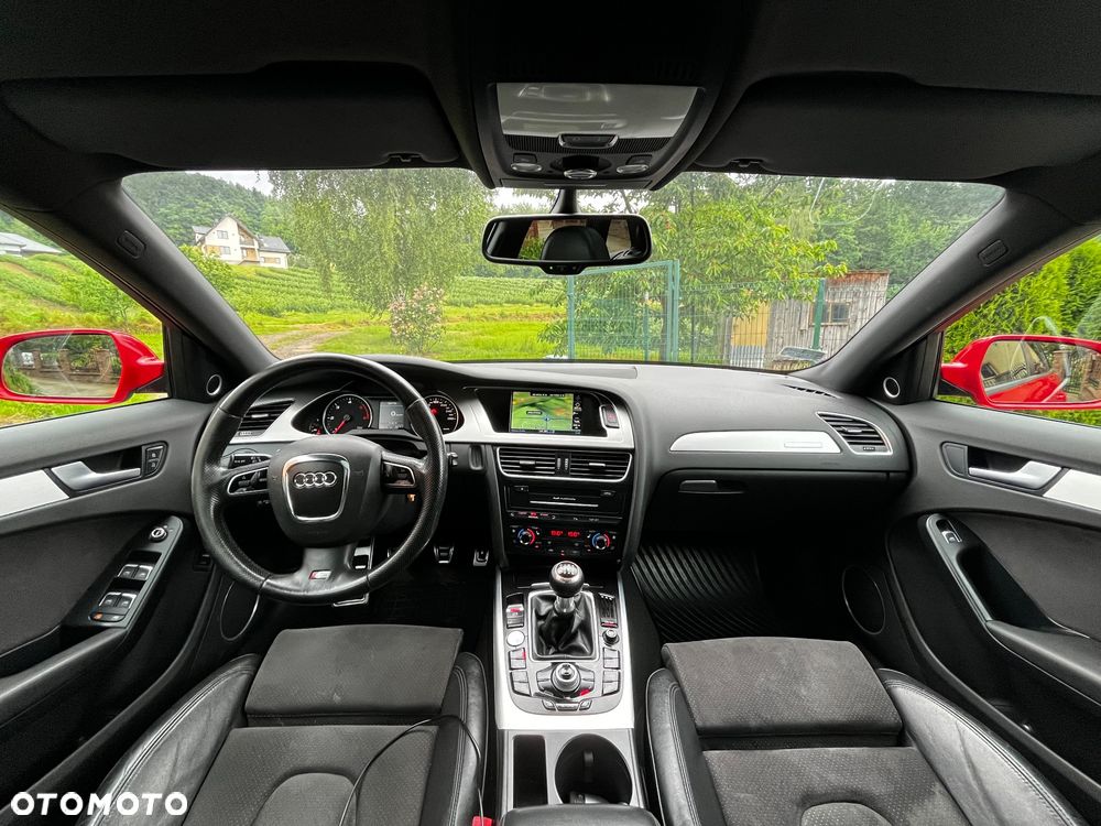 Audi A4 Avant 2.0 TDI DPF quattro S line Sportpaket (plus) - 8