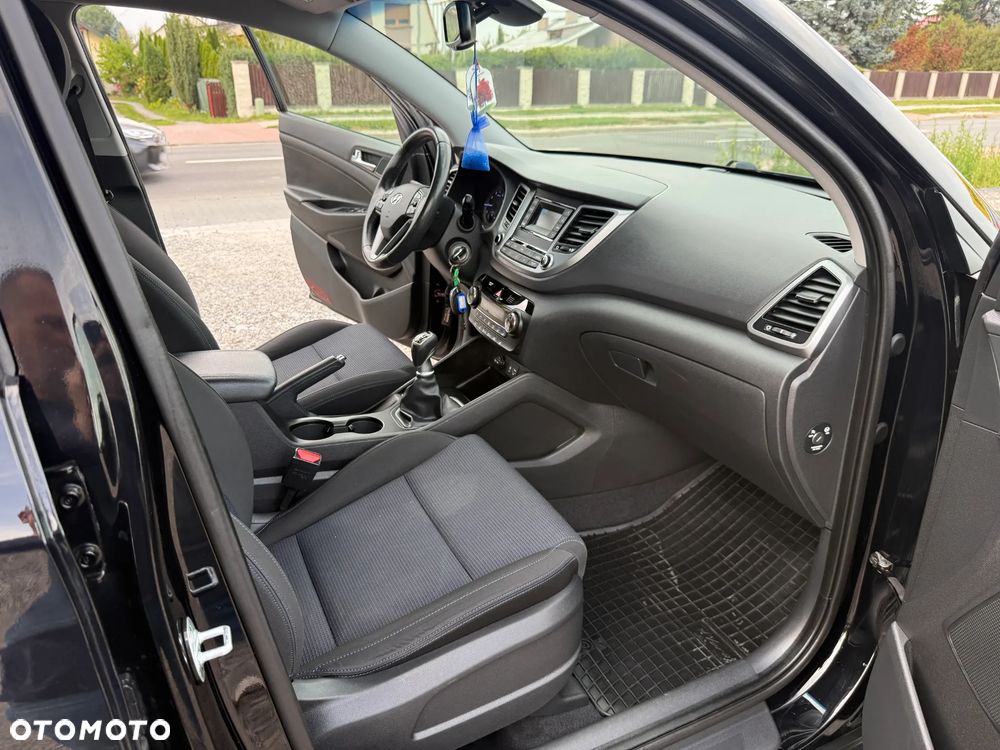 Hyundai Tucson 1.6 GDI BlueDrive Comfort 2WD - 28
