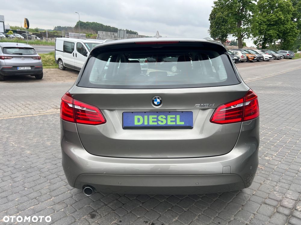 BMW Seria 2 218d Sport-Aut Luxury Line - 9