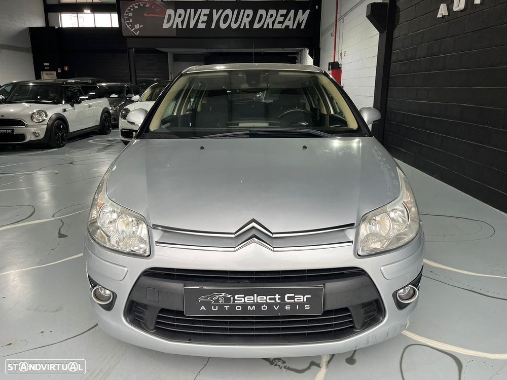Citroën C4 1.6 HDi Exclusive Airdream - 3