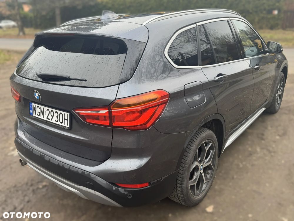 BMW X1 sDrive18d xLine - 6