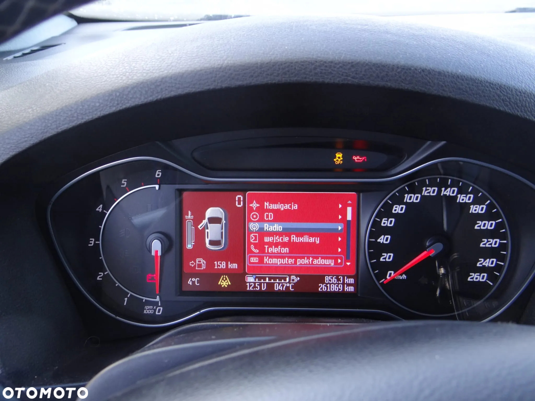 Ford S-Max - 17