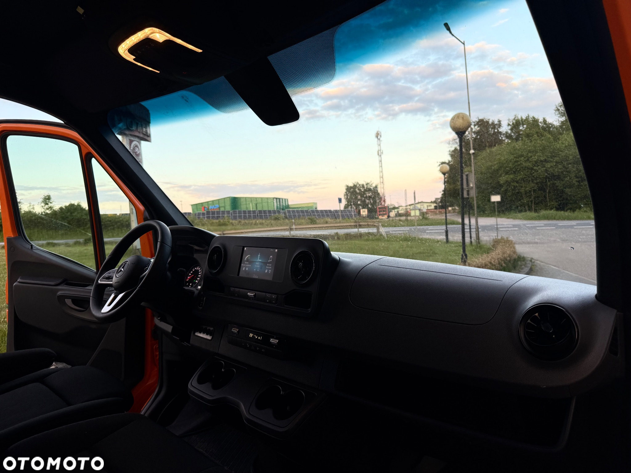 Mercedes-Benz SPRINTER - 12