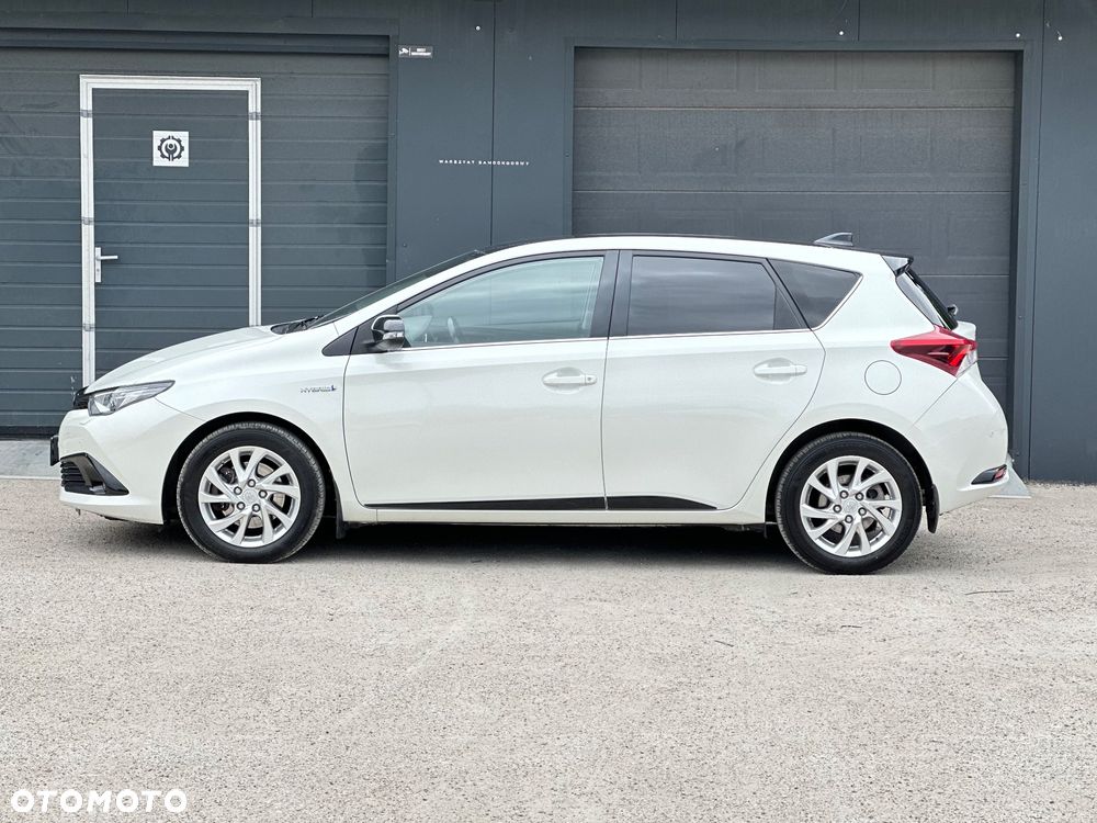 Toyota Auris - 2
