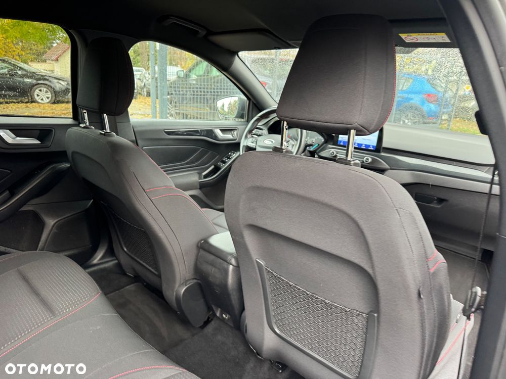 Ford Focus 1.5 EcoBlue Start-Stopp-System ST-LINE STYLE - 25