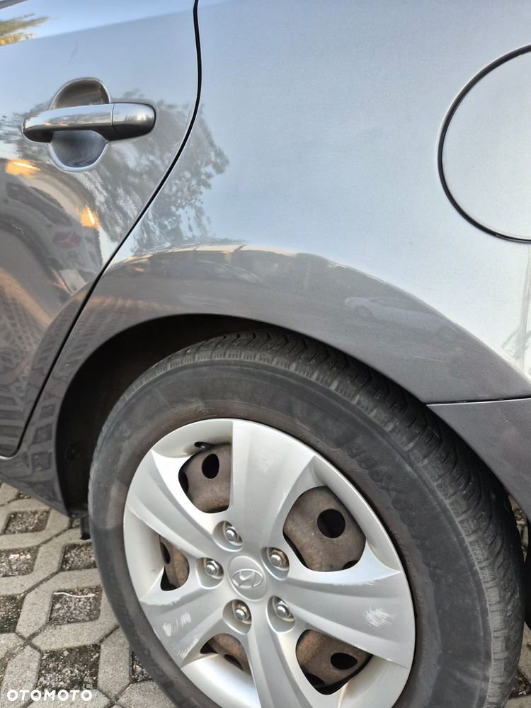Hyundai i30 1.6 Comfort EU5 - 21