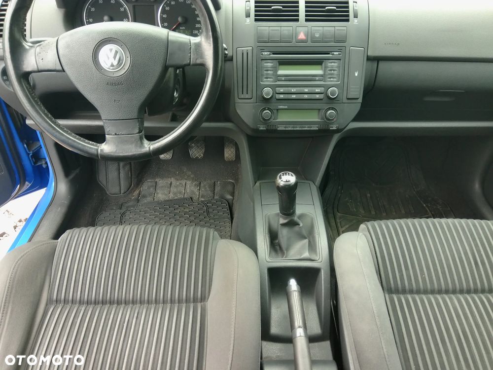 Volkswagen Polo 1.4 Highline - 12