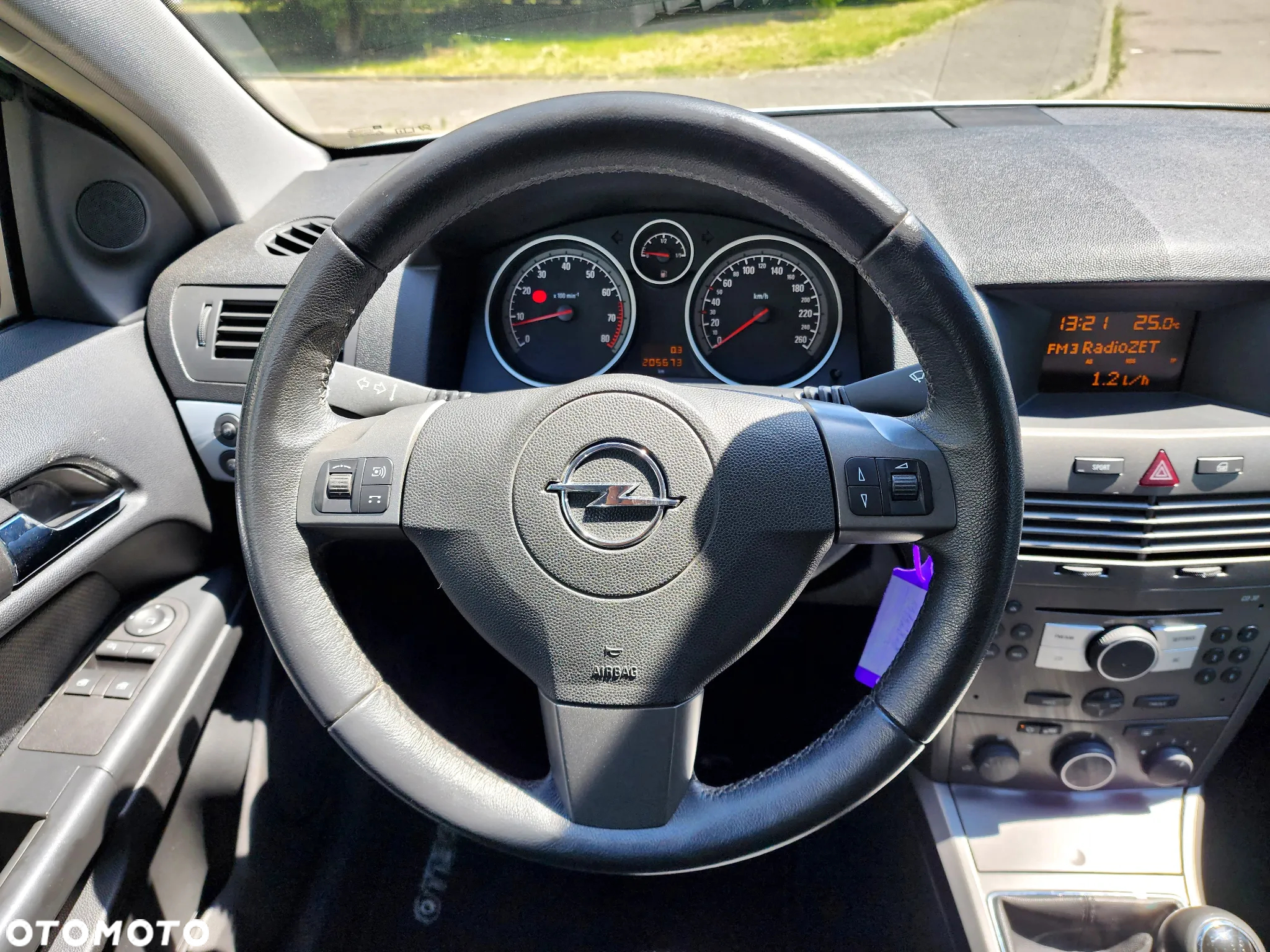 Opel Astra GTC 1.6 Edition - 20