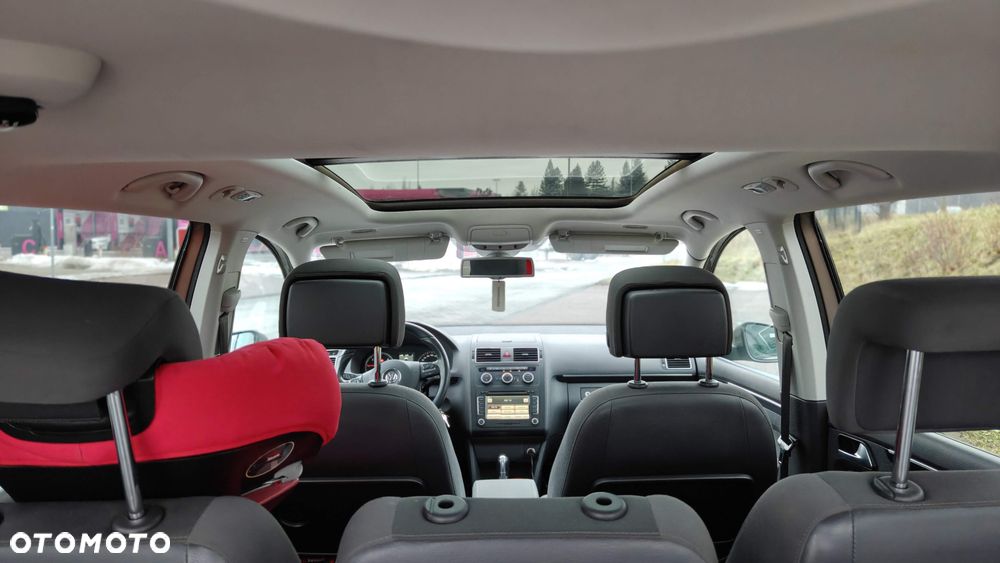 Volkswagen Touran 2.0 TDI Highline DSG - 16