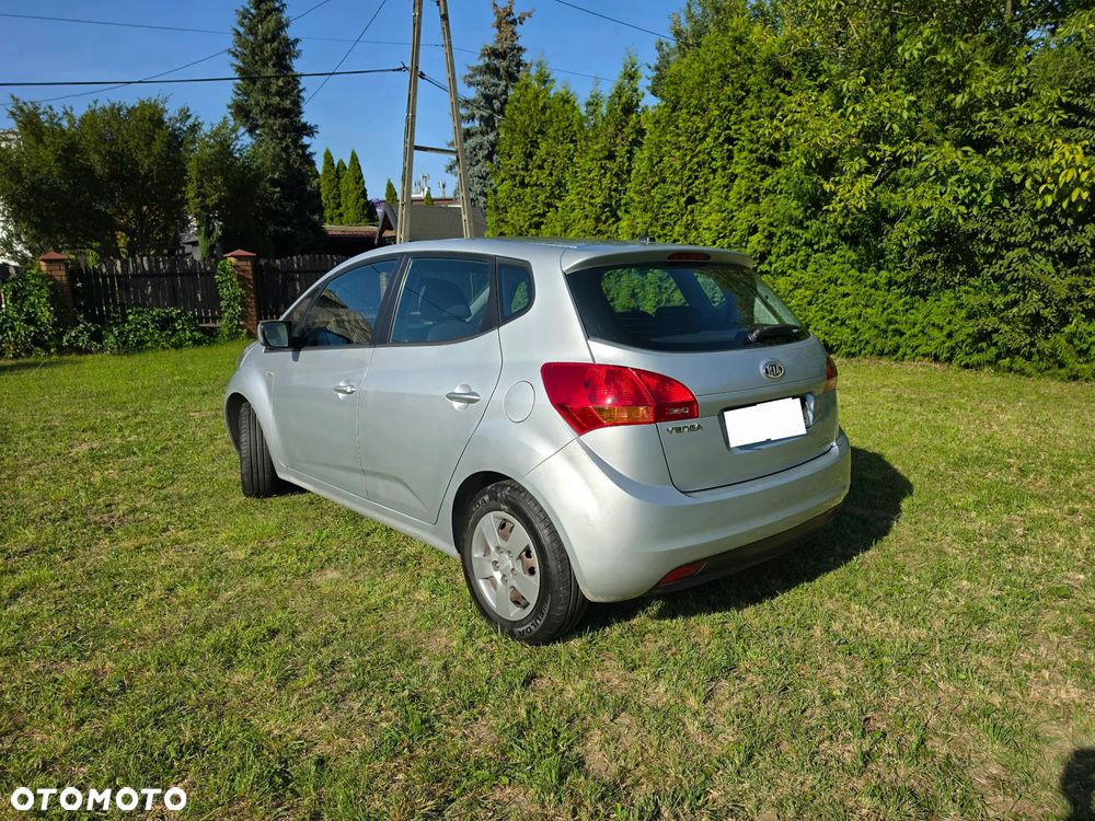 Kia Venga 1.4 CVVT Vision - 3
