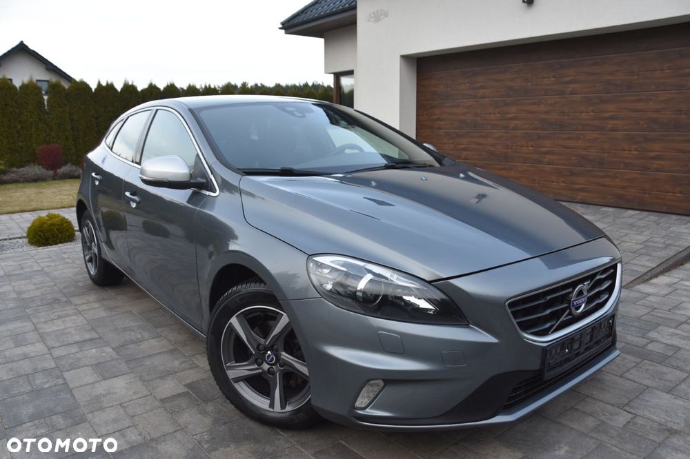 Volvo V40 D2 Drive-E R-Design Momentum - 8