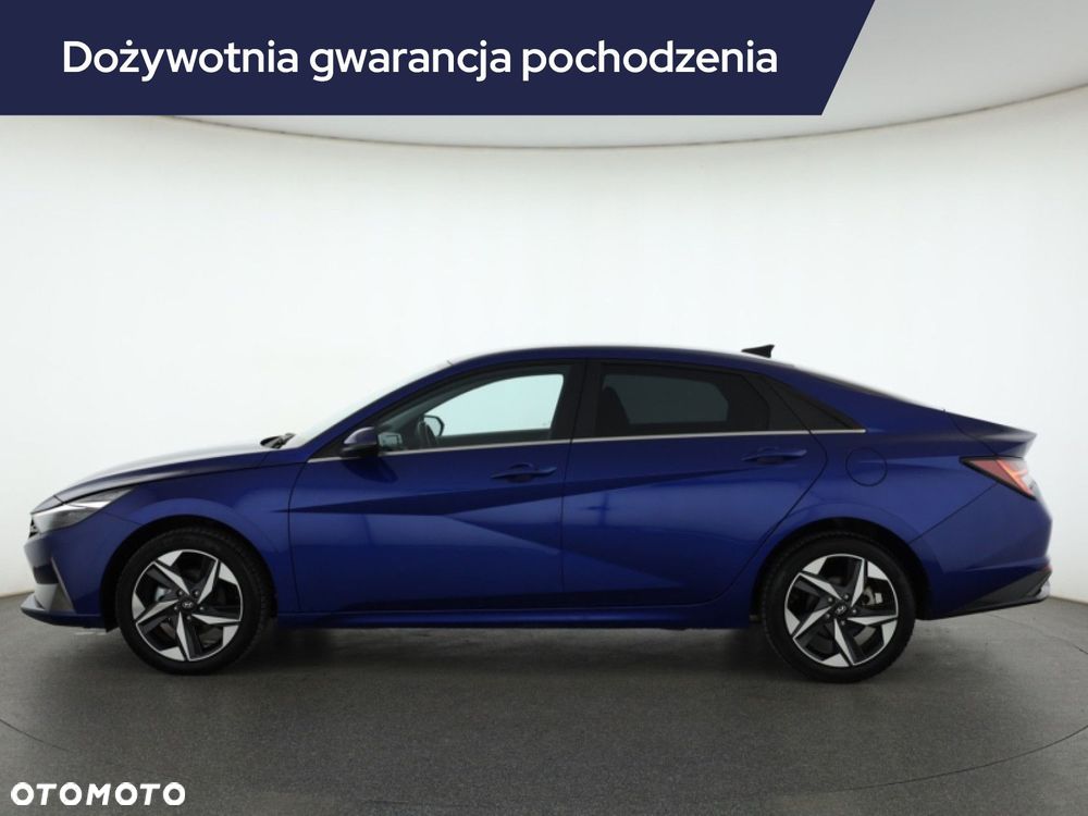 Hyundai Elantra - 4