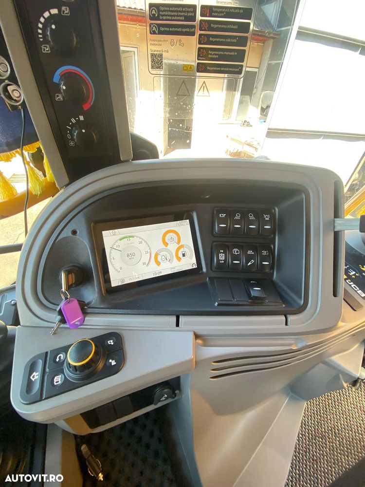 JCB 3 CX - 4