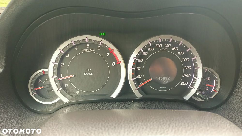 Honda Accord 2.0 Executive Nav - 16