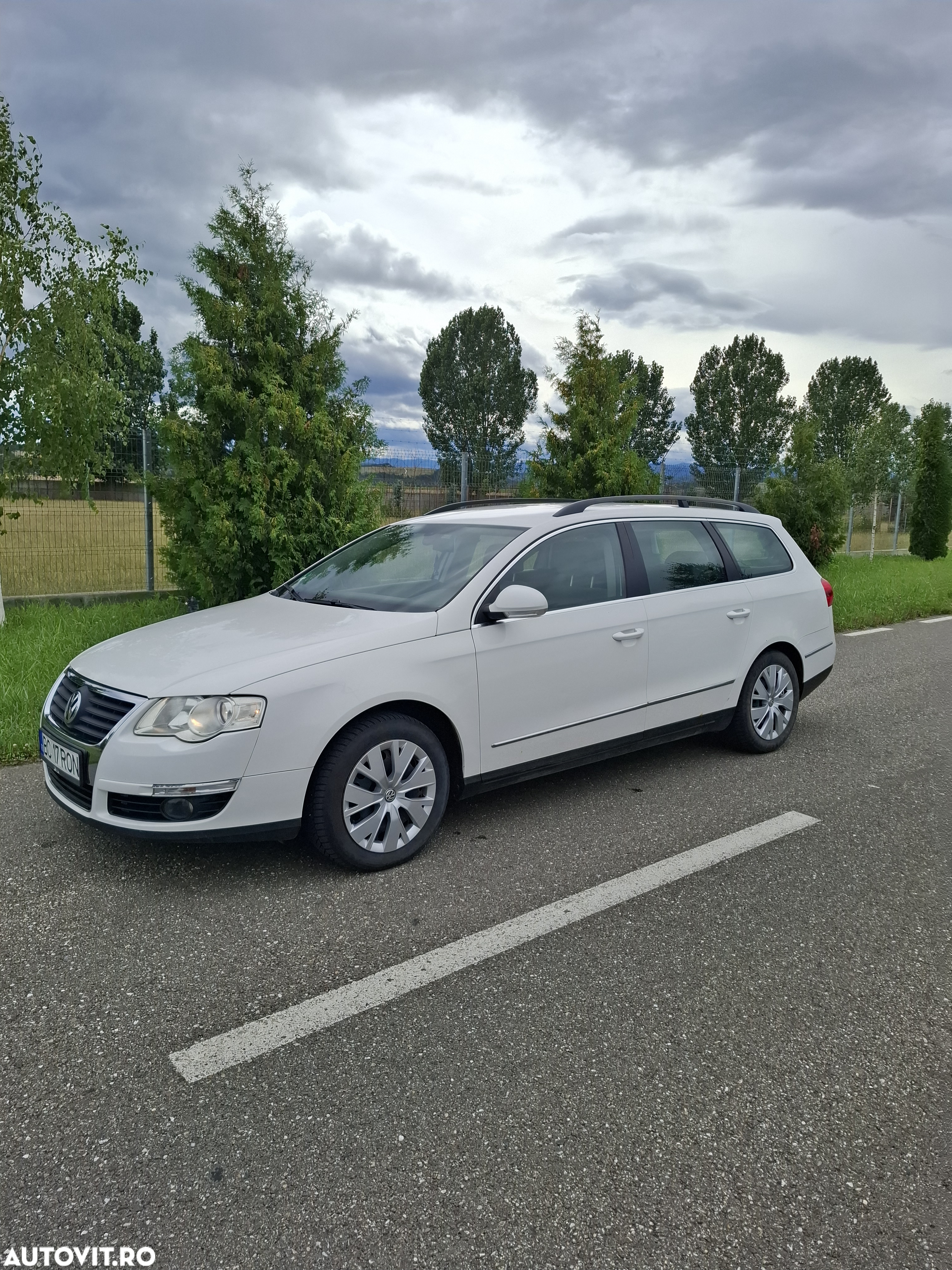 Volkswagen Passat Variant 2.0 FSI Comfortline 4Motion - 4