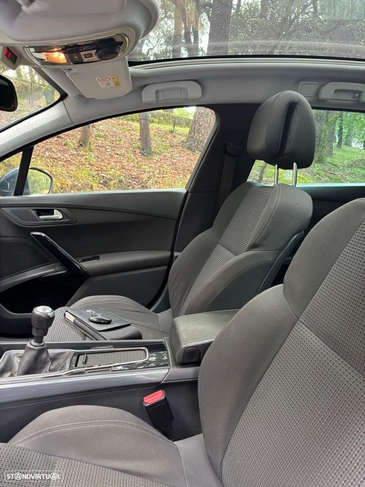 Peugeot 508 SW - 25