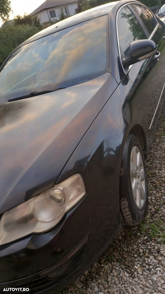 Volkswagen Passat 2.0 TDI Trendline DPF - 3