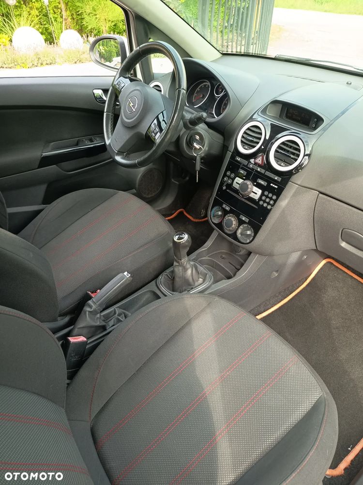 Opel Corsa - 11
