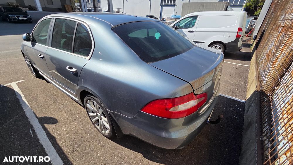 Skoda Superb 2.0 TDI Elegance 4x4 - 2