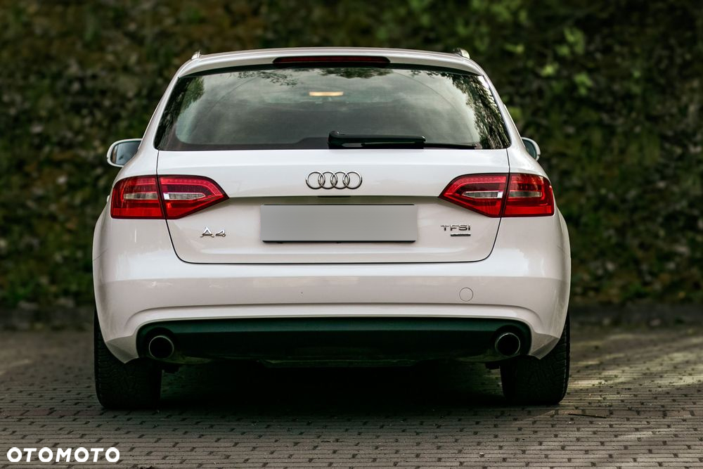 Audi A4 Avant 2.0 TFSI Attraction - 8