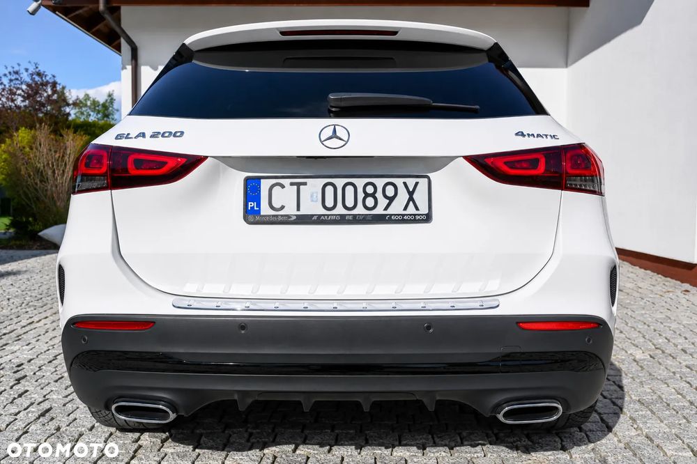 Mercedes-Benz GLA 200 4-Matic AMG Line - 5