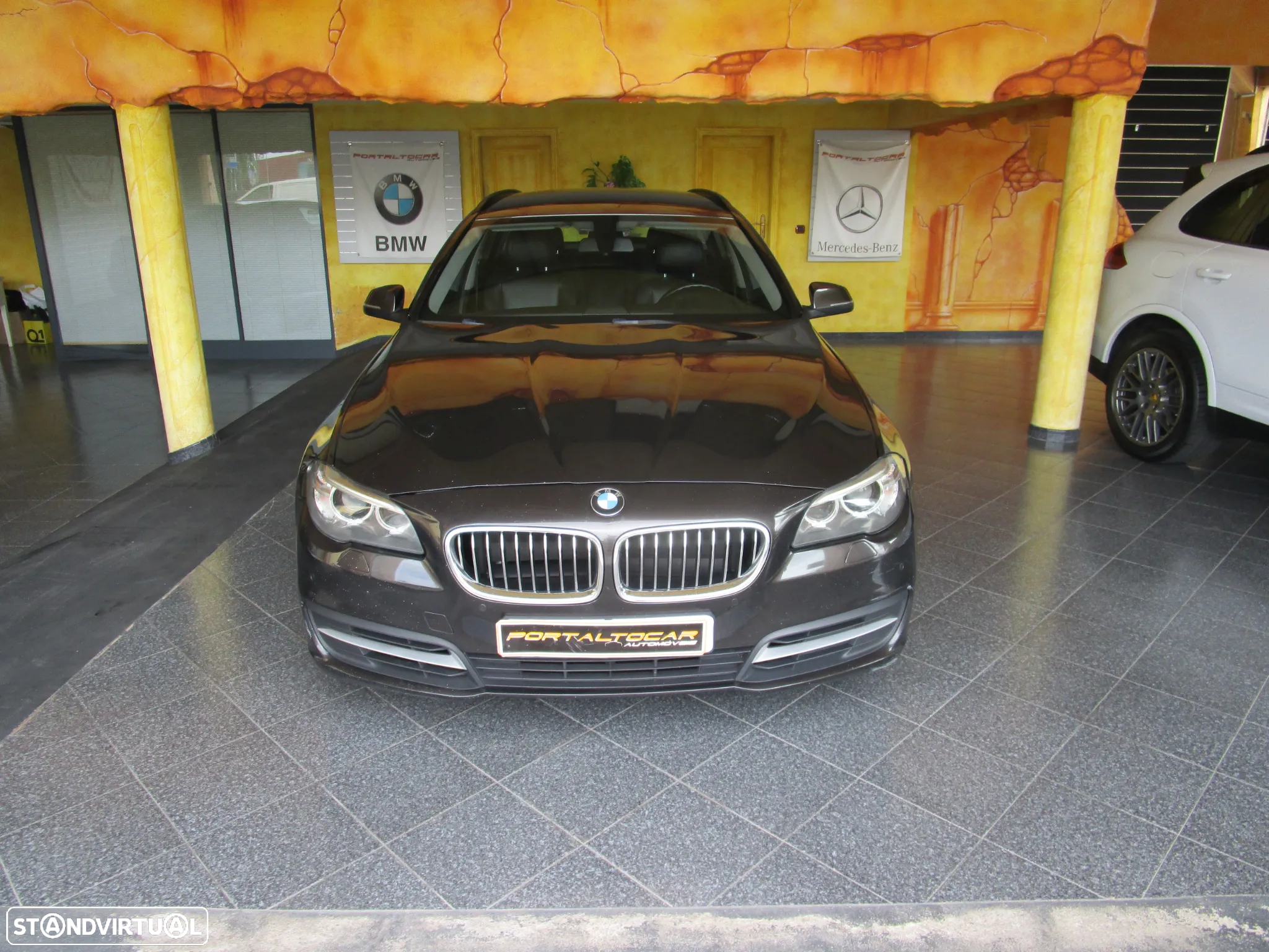 BMW 520 d Touring Aut. Luxury Line - 2