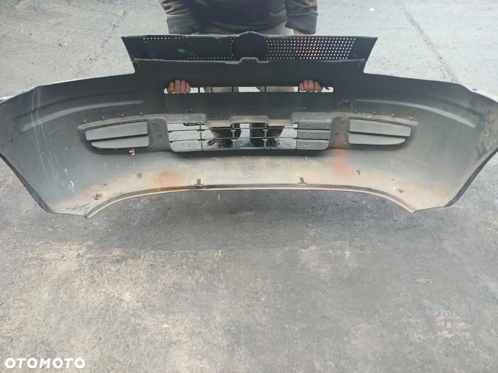 Fiat Panda Zderzak przedni kod lakieru 601/F - 8