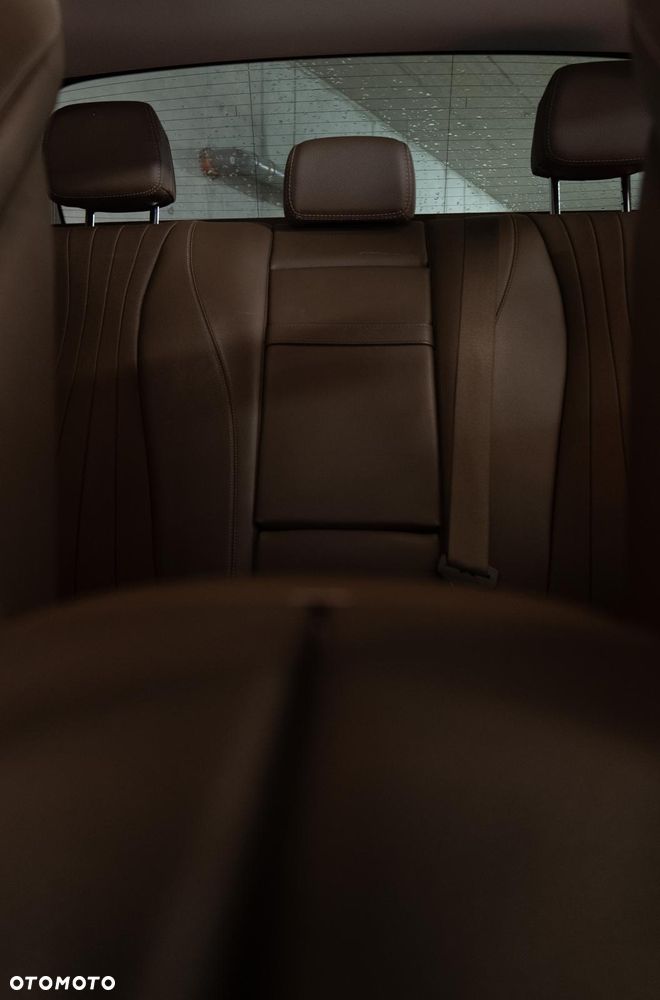 Mercedes-Benz Klasa E 220 d Business Edition 9G-TRONIC - 10