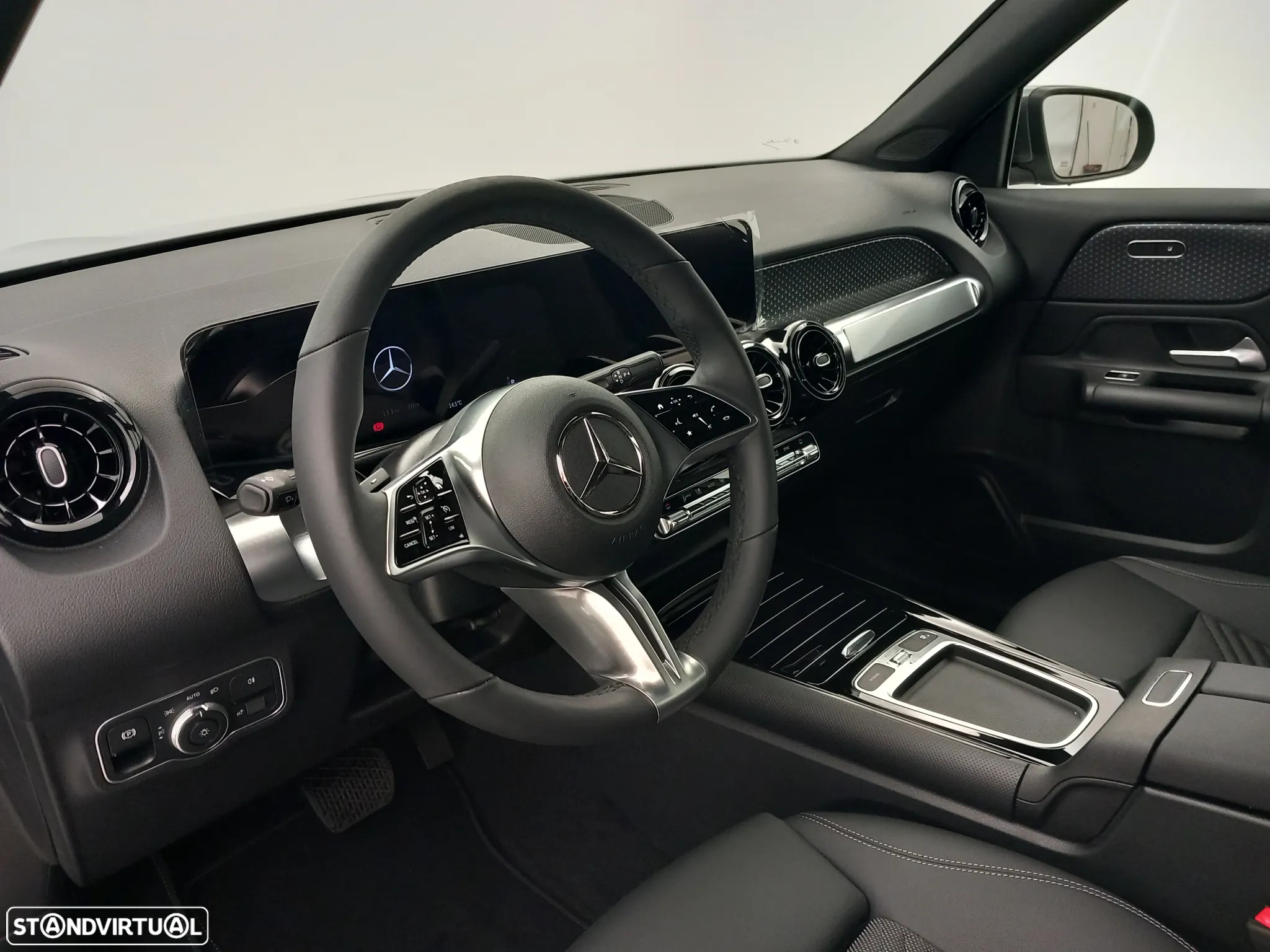 Mercedes-Benz GLB 180 d - 21