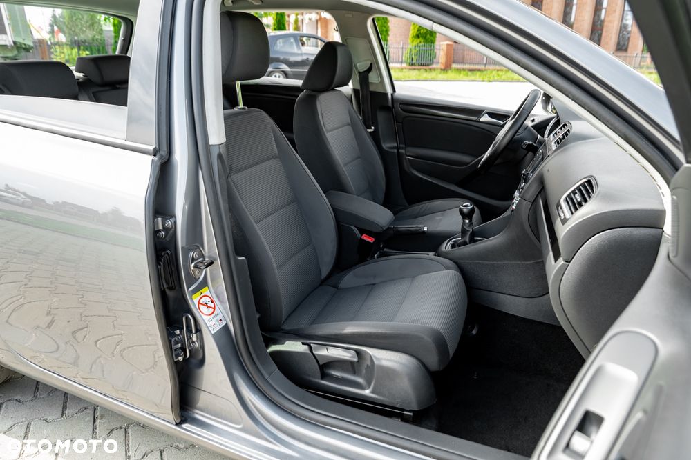 Volkswagen Golf 1.6 Edition - 24