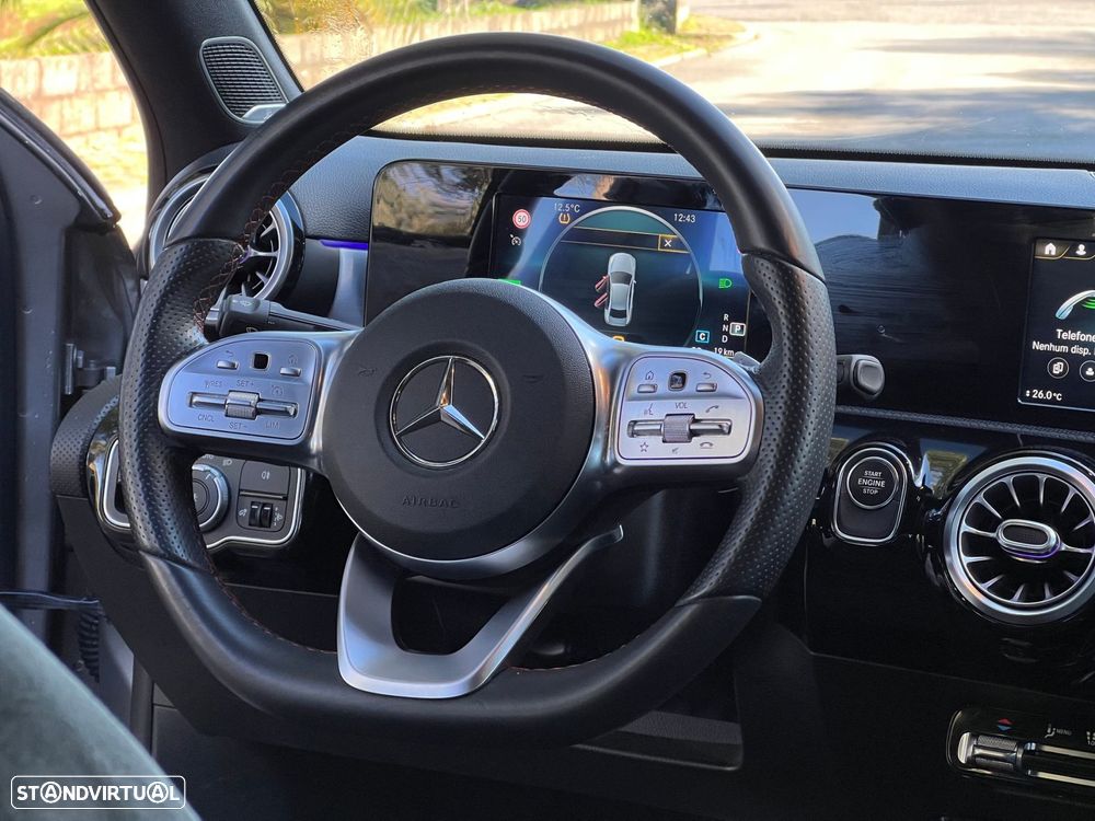 Mercedes-Benz A 250 Limousine e 8G-DCT AMG Line - 15