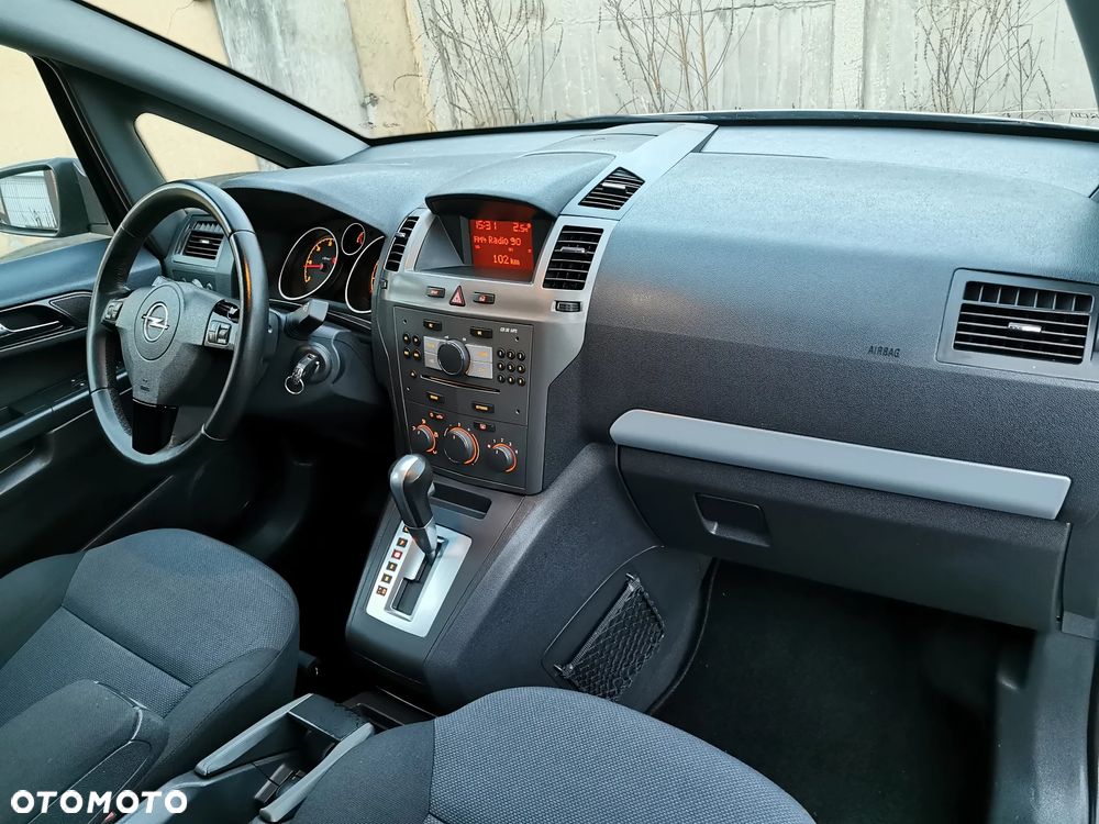 Opel Zafira 1.9 CDTI Automatik Edition - 23